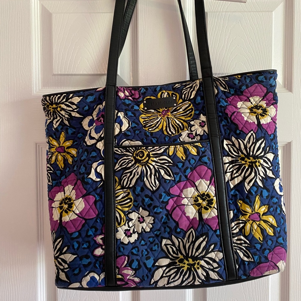Vera Bradley large tote